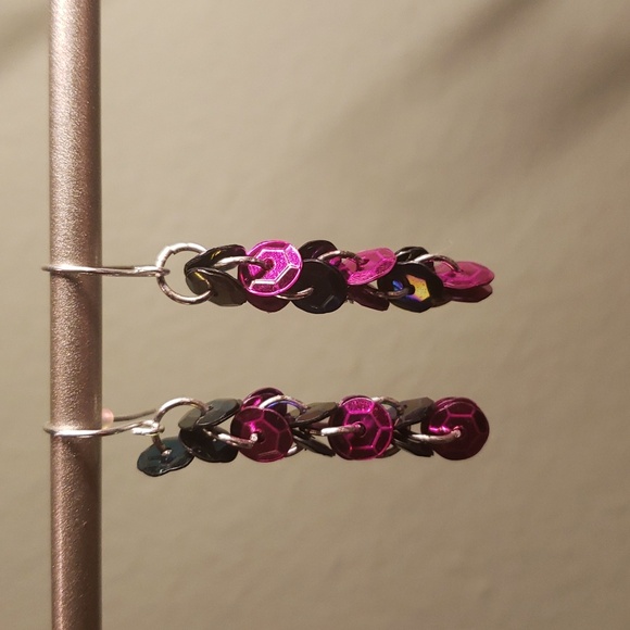 Pink and Black Dangle Earrings - Picture 5 of 5